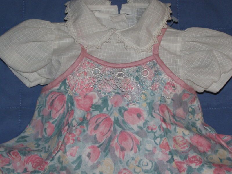 Vees Victorian 20 24 DOLL GREEN & PINK FLORAL DRESS  
