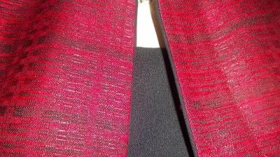 NEW KASPERS 3 PIECE PANT SIT.A BEAUTIFUL RED & BLACK BUTTONLESS JACKET 