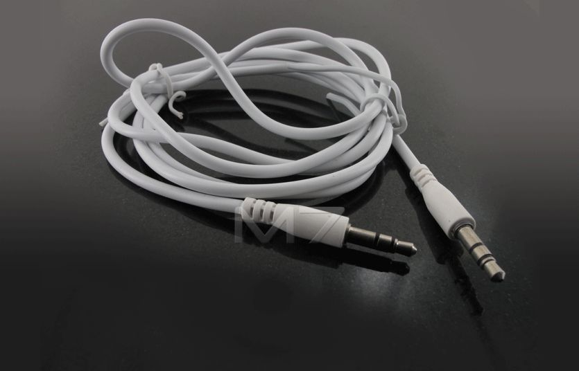 CAR AUDIO 3.5mm AUX AUXILIARY CABLE iPOD NANO/CLASSIC  